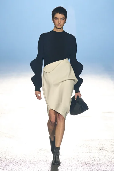 Look 4